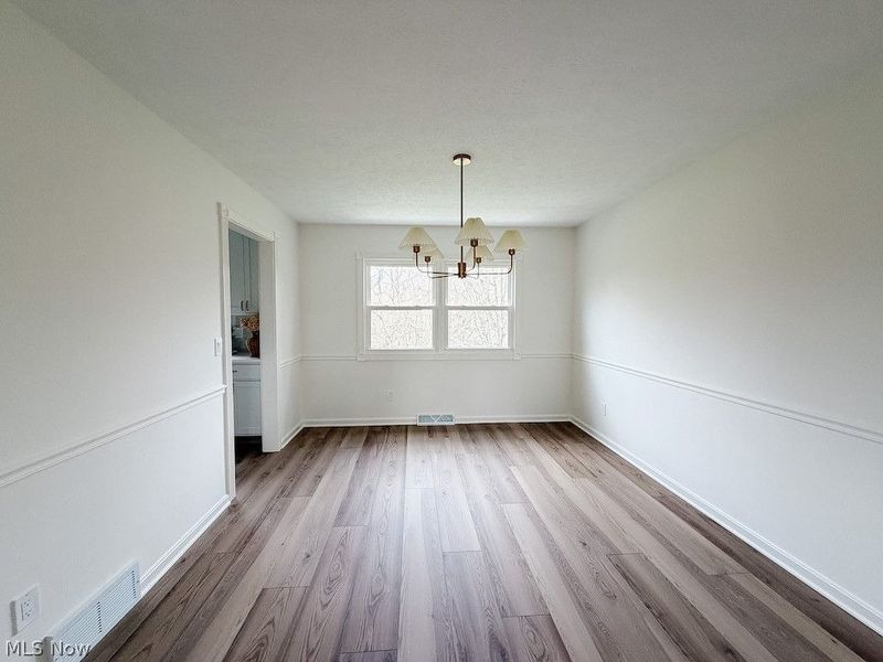 455 Barrenwood Drive, Wadsworth, OH 44281 Photo 14