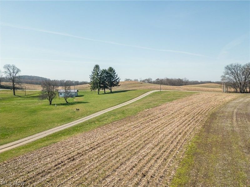 Pleasant Hill Drive, Fresno, OH 43824 Photo 12