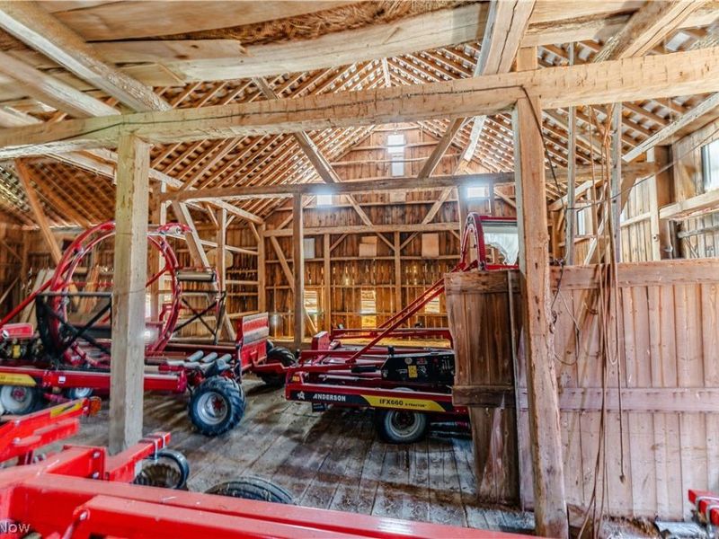 Pleasant Hill Drive, Fresno, OH 43824 Photo 17