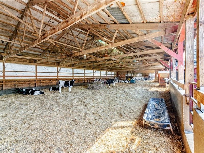 Pleasant Hill Drive, Fresno, OH 43824 Photo 22