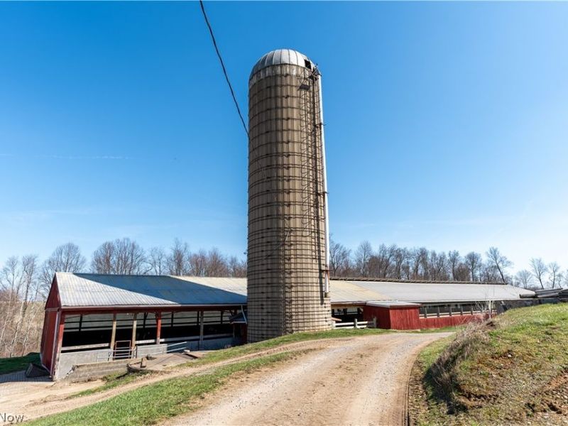 Pleasant Hill Drive, Fresno, OH 43824 Photo 24