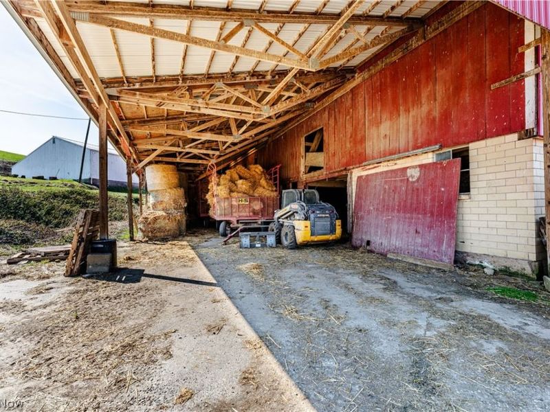 Pleasant Hill Drive, Fresno, OH 43824 Photo 30