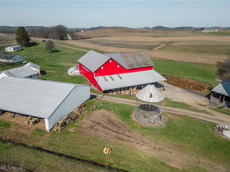 Pleasant Hill Drive, Fresno, OH 43824 Photo 6