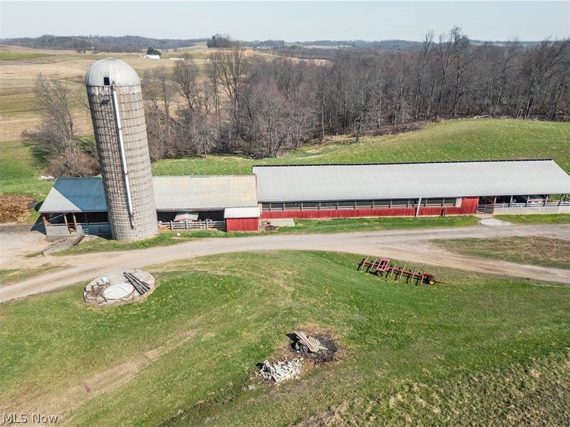 Pleasant Hill Drive, Fresno, OH 43824 Photo 7