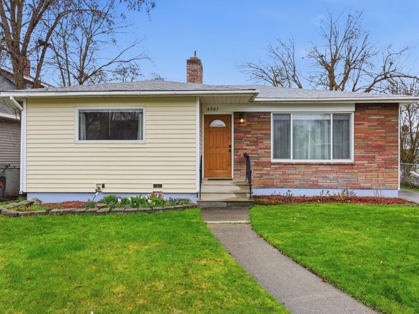 4907 N Stone St, Spokane, WA 99207