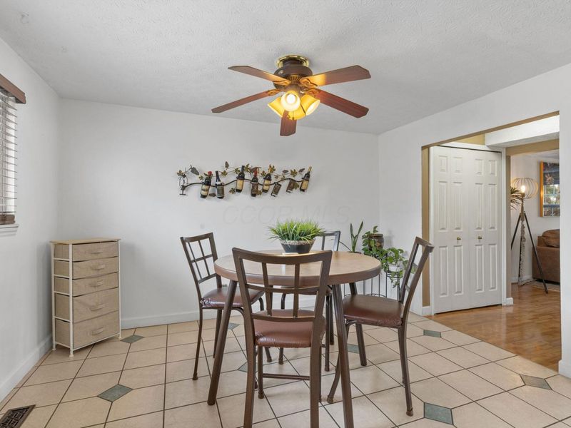 2868 Kingsrowe Court , Columbus, OH 43209 Photo 10