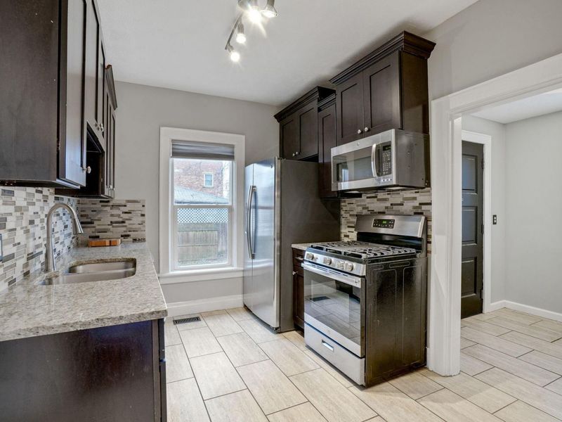 1457 N 5th Street, Columbus, OH 43201 Photo 22