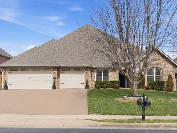 1671 Foxboro Court , Bentonville, AR 72713