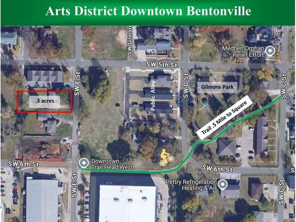 504 SW E Street , Bentonville, AR 72712