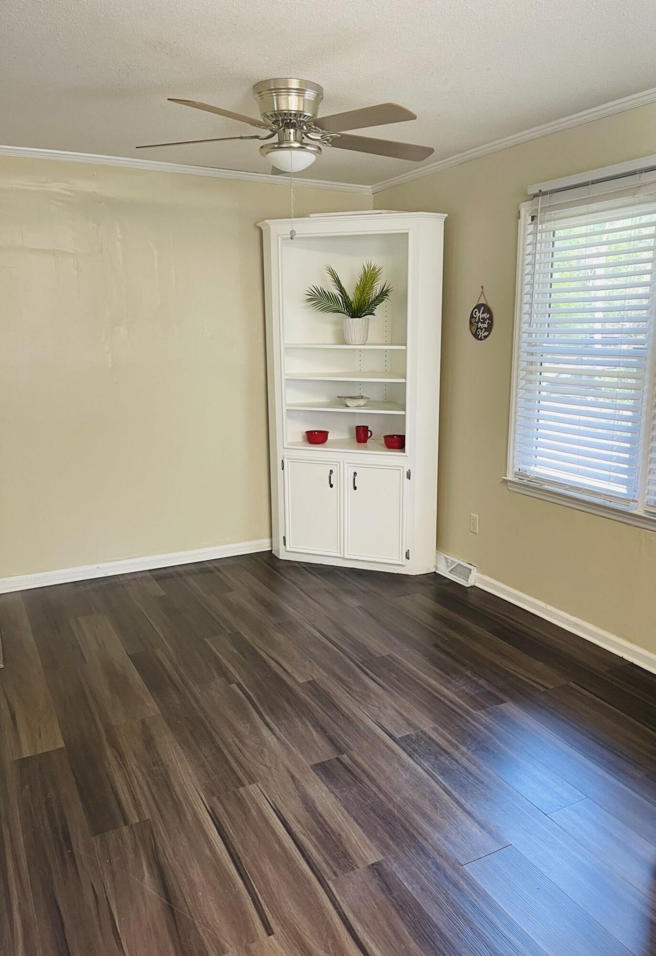 3280 Starlett Avenue Photo 5