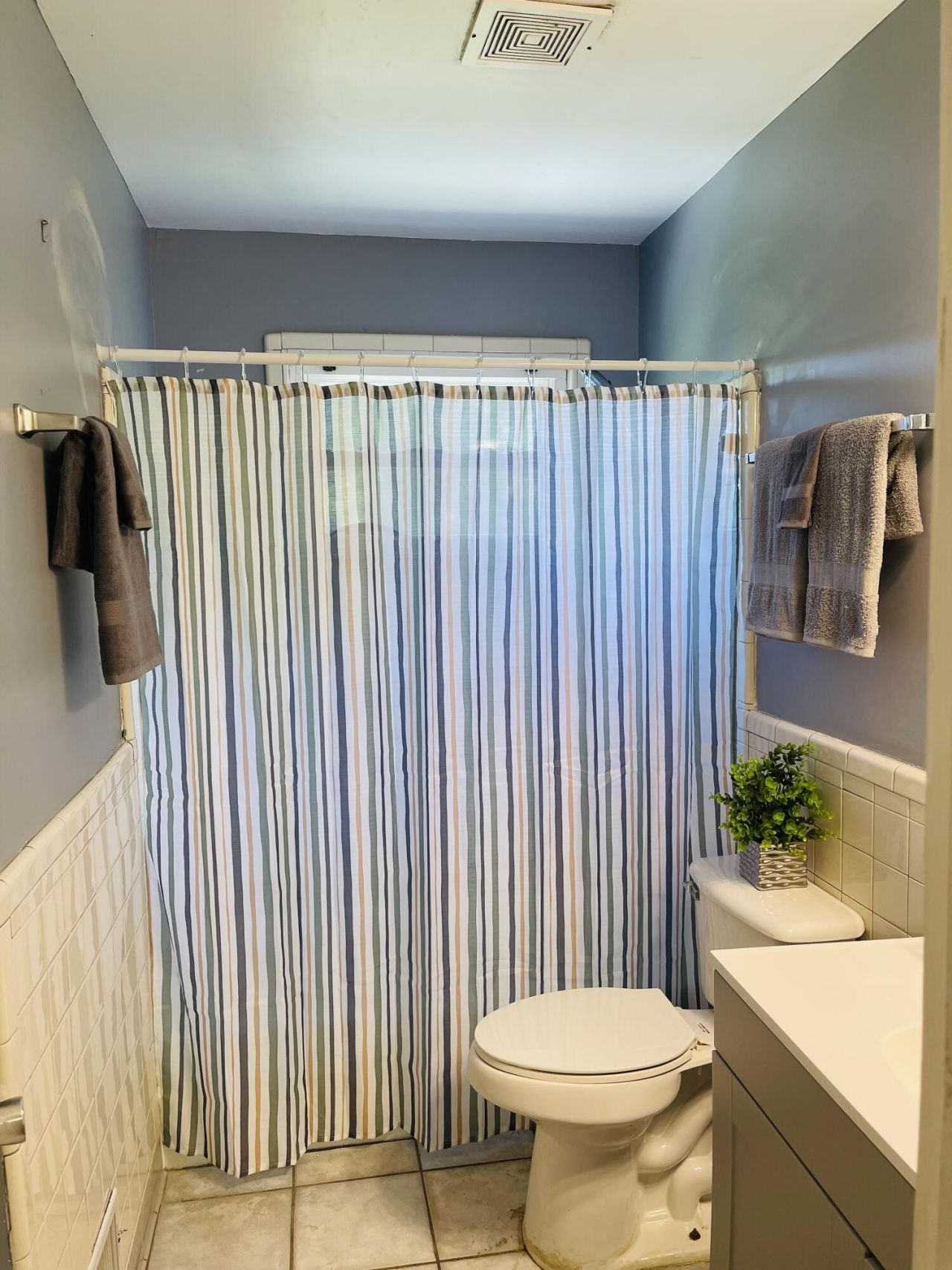 3280 Starlett Avenue Photo 6