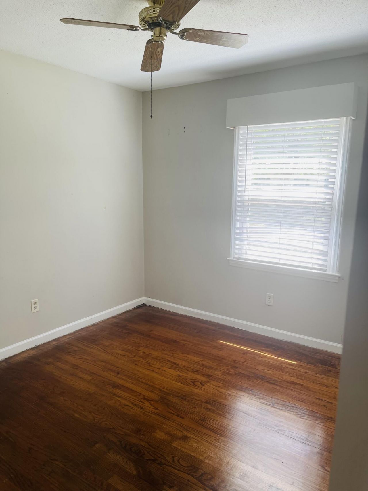 3280 Starlett Avenue Photo 9