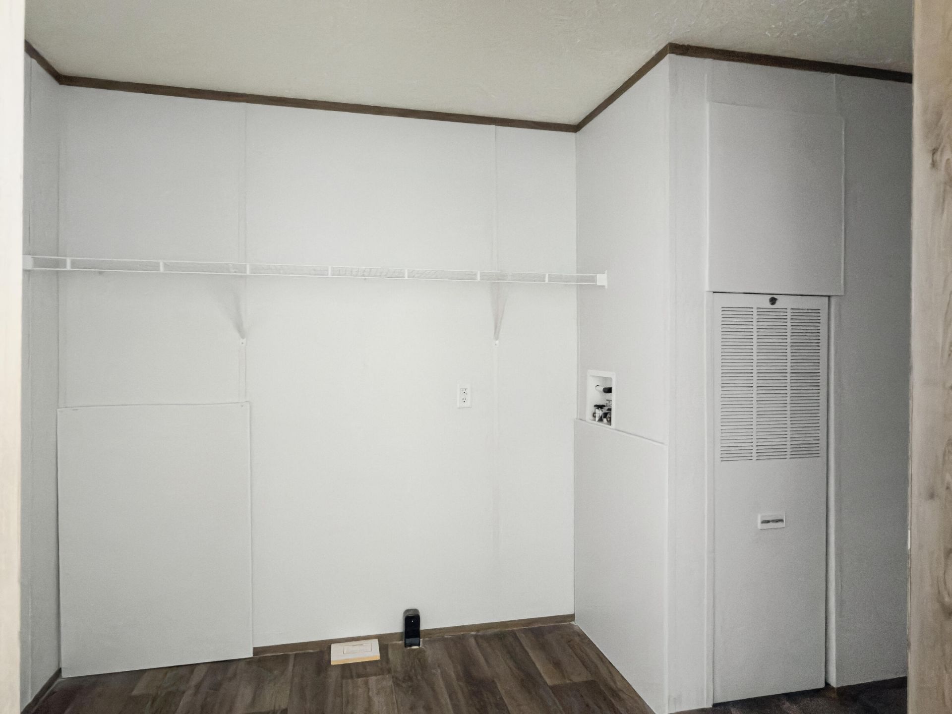 244 Saturn Lane Photo 21