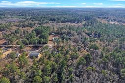 244 Saturn Lane photo 4