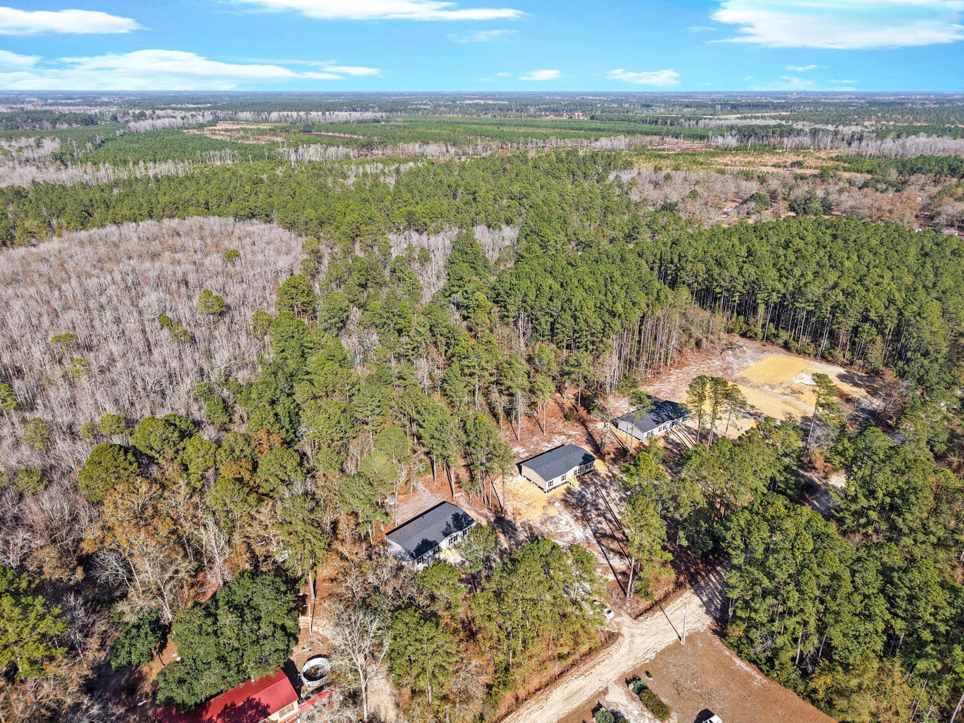 244 Saturn Lane Photo 7