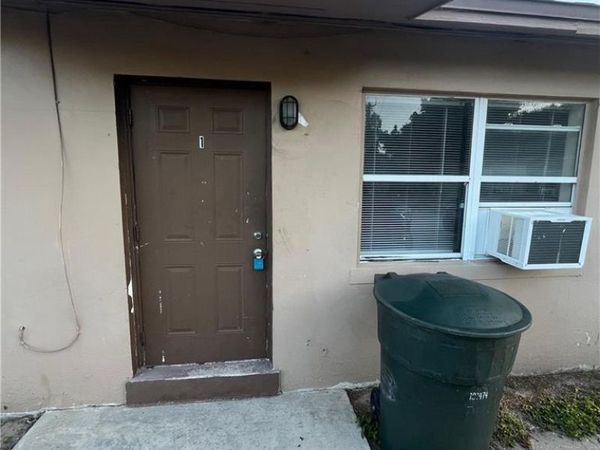 2301 Cranford AVE , Unit 1, FORT MYERS, FL 33916