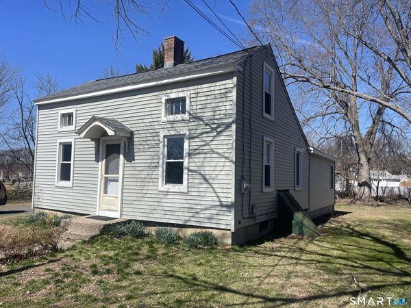 4 Pleasant , East Windsor, CT 06088