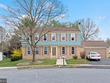 4808 WOODWARD DRIVE, HARRISBURG, PA 17111