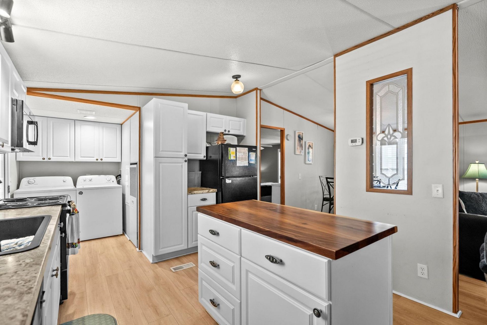 6001 - Mh53 S Kings Hwy.  Photo 25