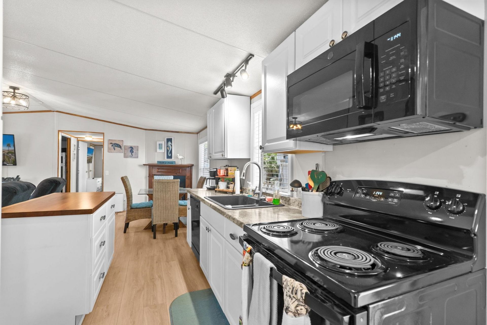 6001 - Mh53 S Kings Hwy.  Photo 28