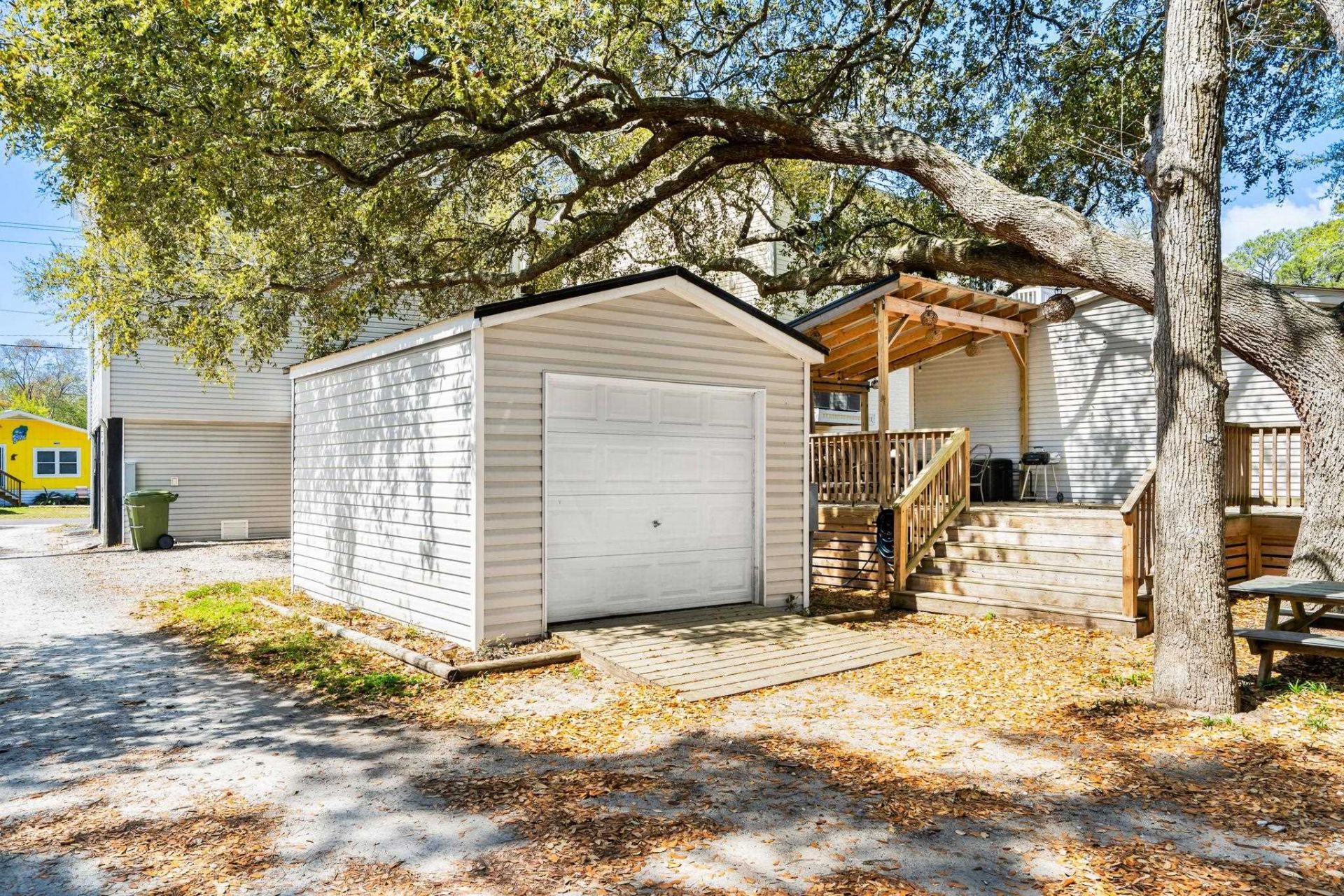 6001 - Mh53 S Kings Hwy.  Photo 40