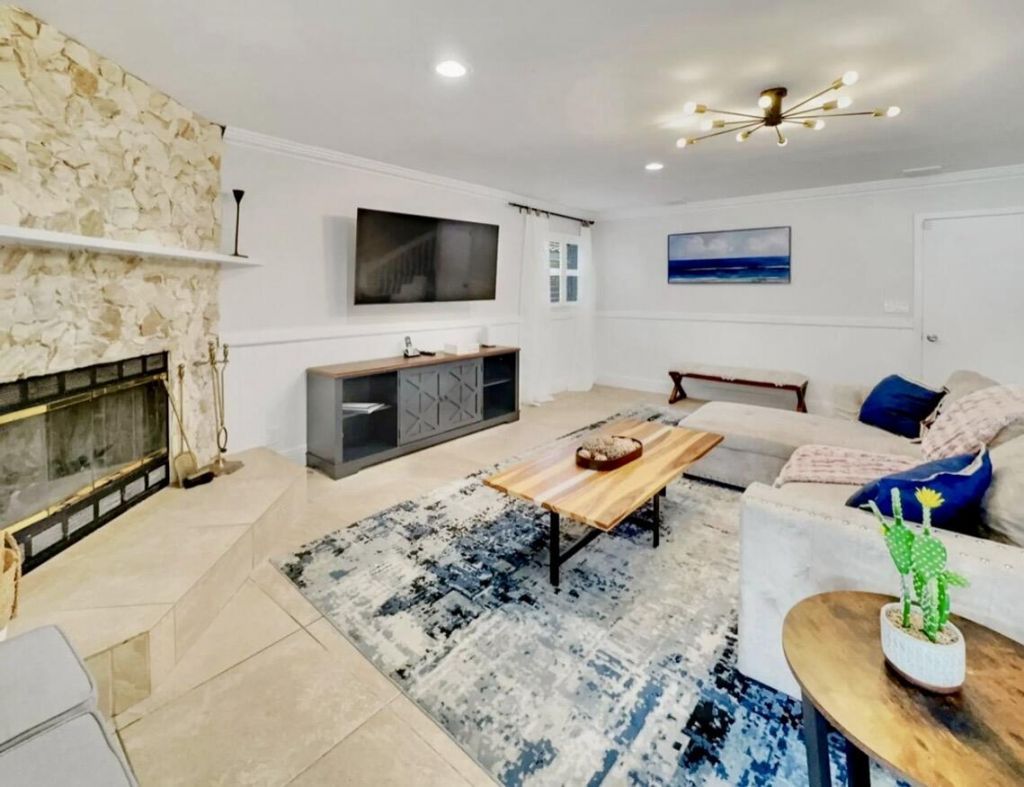 5940 NE 22nd Avenue, Fort Lauderdale, FL 33308 Photo