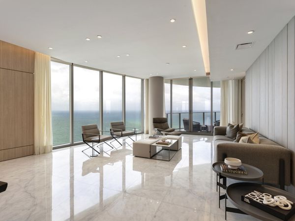 15701 Collins Avenue, Unit 3901, Sunny Isles Beach, FL 33160
