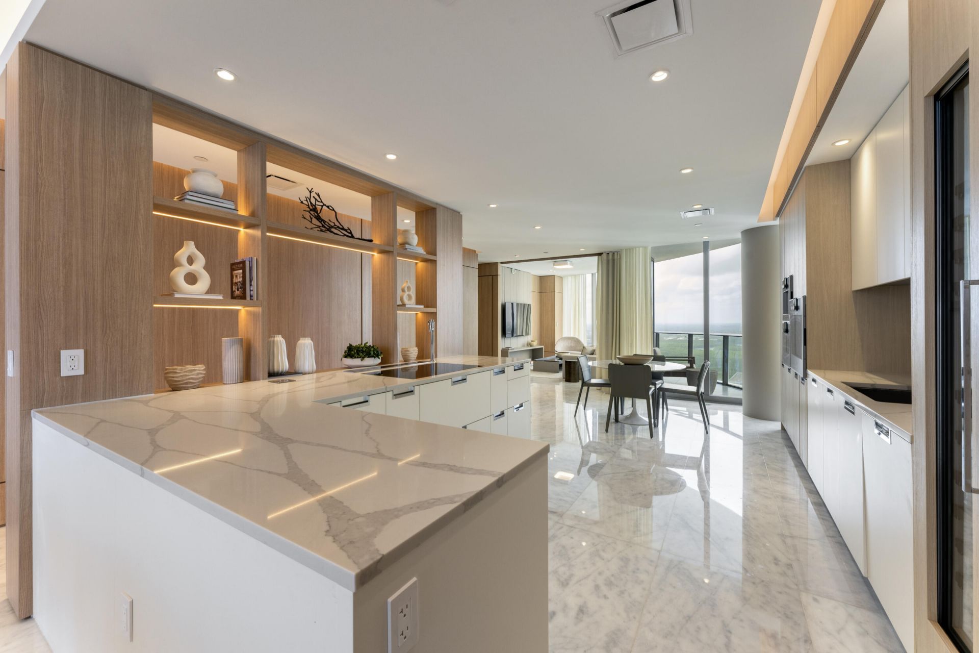 15701 Collins Avenue, North Miami Beach, FL 33160 Photo