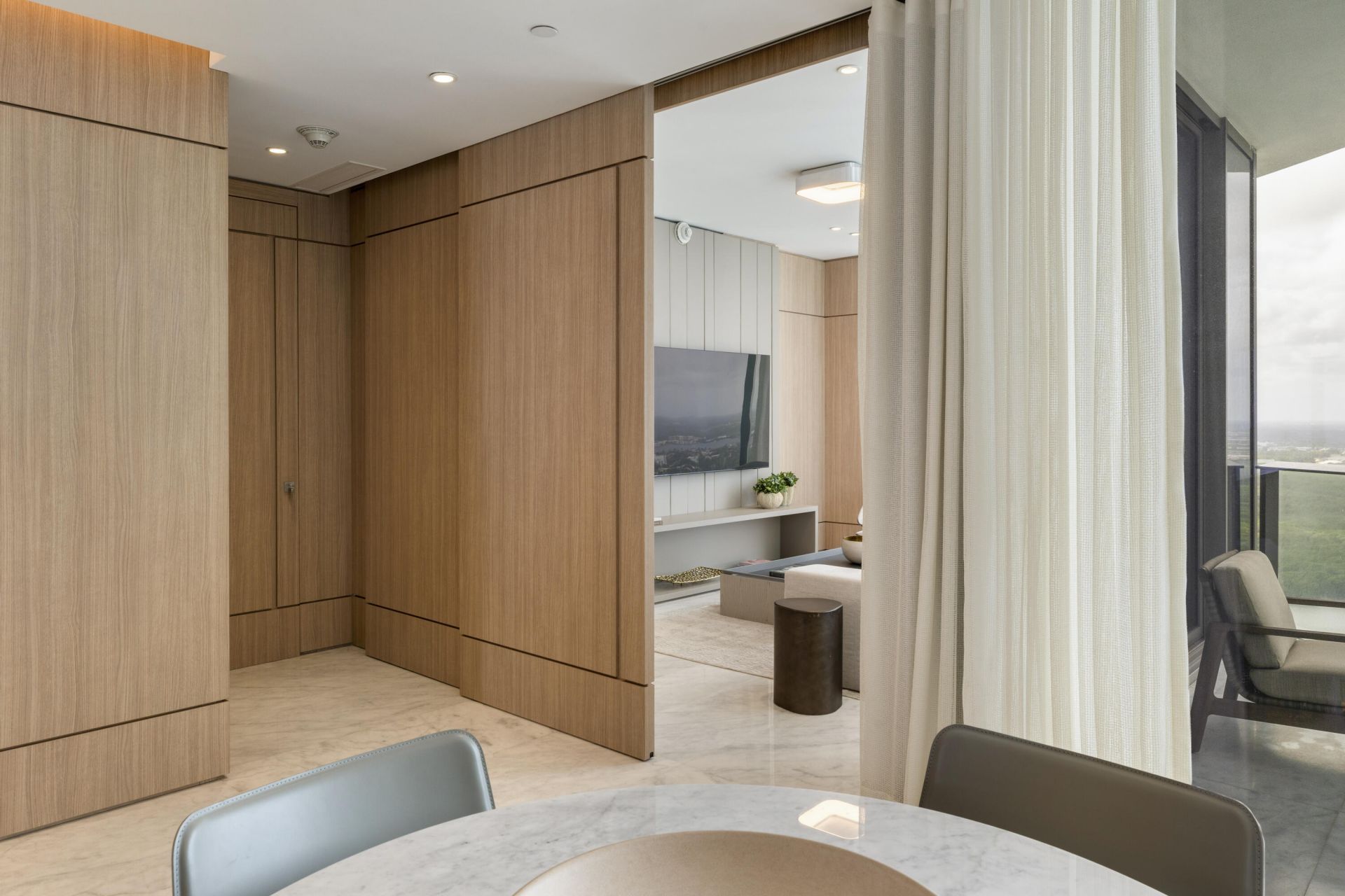 15701 Collins Avenue, North Miami Beach, FL 33160 Photo