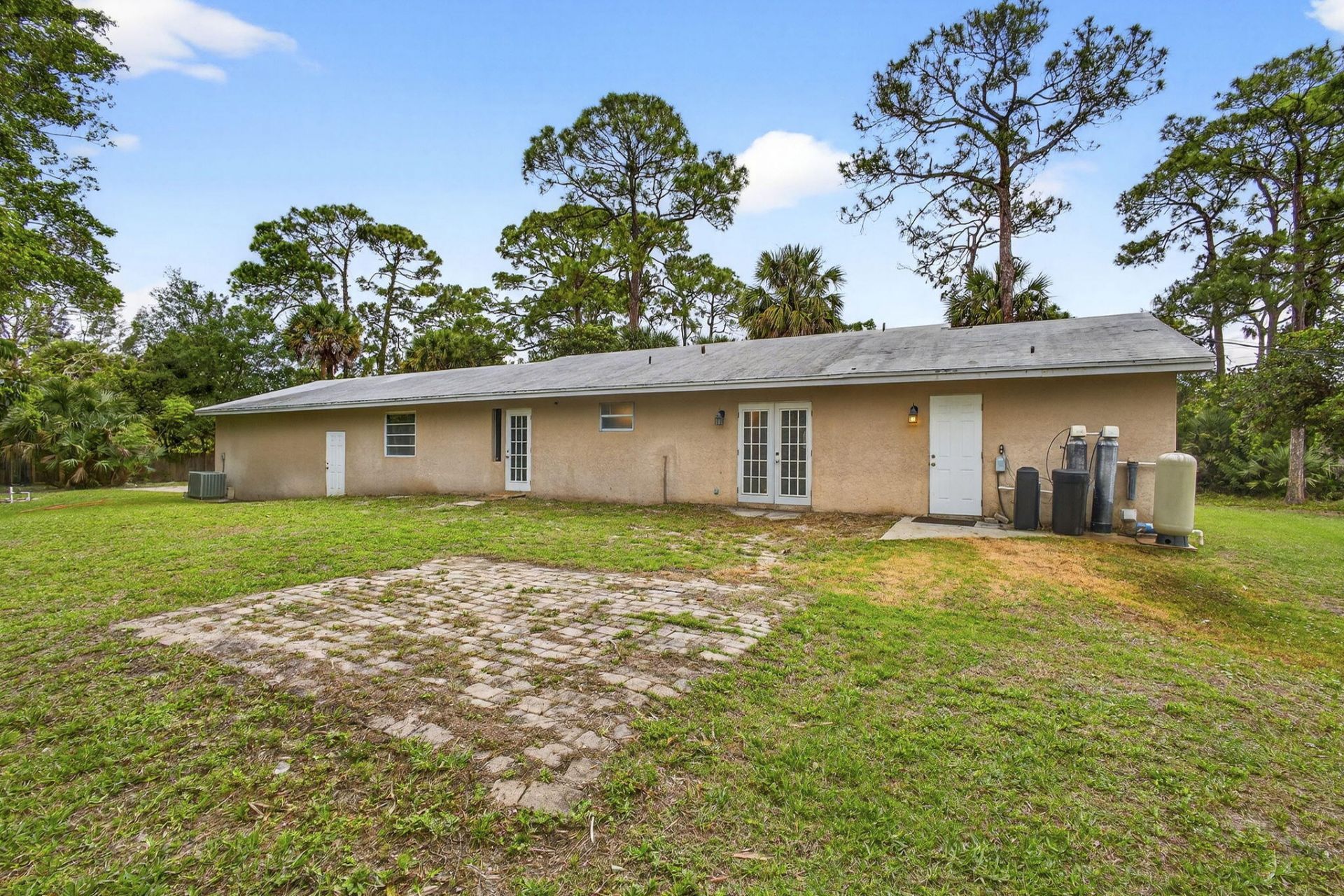 16932 Okeechobee Boulevard, The Acreage, FL 33470 Photo
