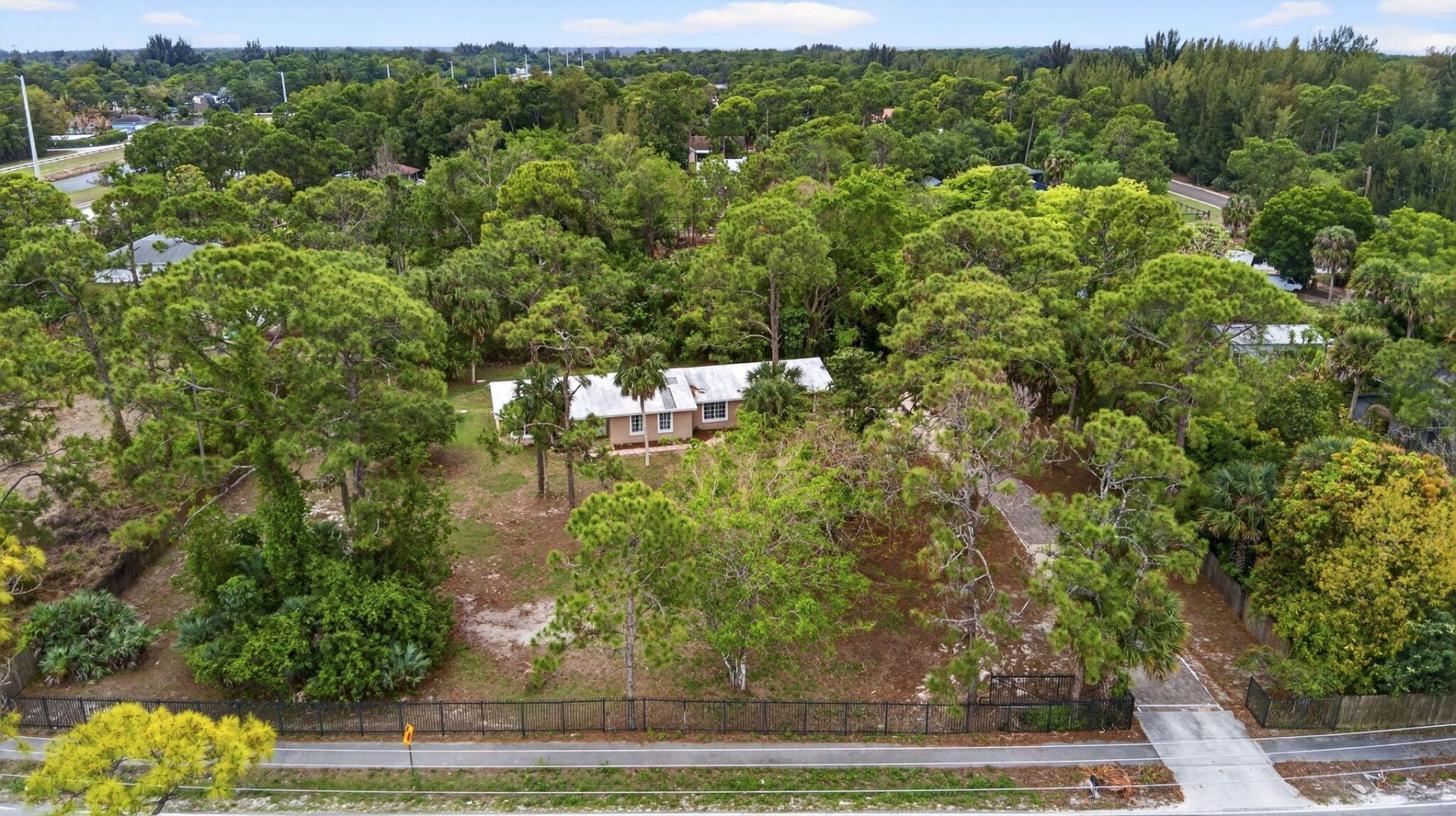16932 Okeechobee Boulevard, The Acreage, FL 33470 Photo