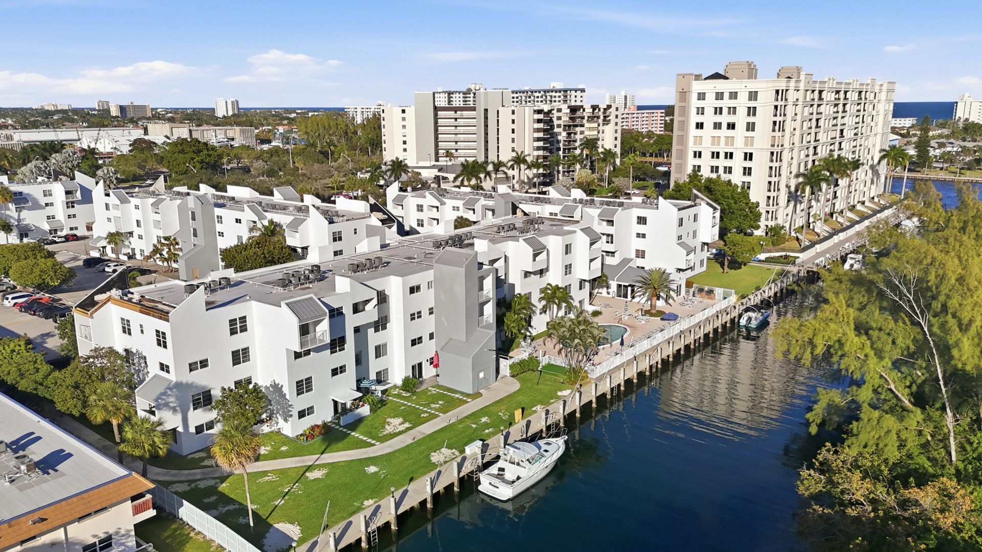 2860 NE 14th St Causeway, Unit 103d, Pompano Beach, FL 33062 Photo