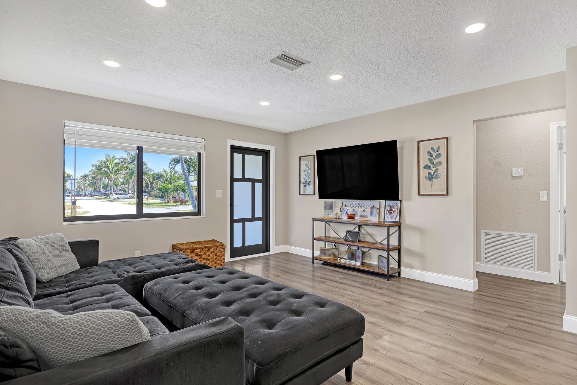 1210 Skylark Lane, Lantana, FL 33462 Photo