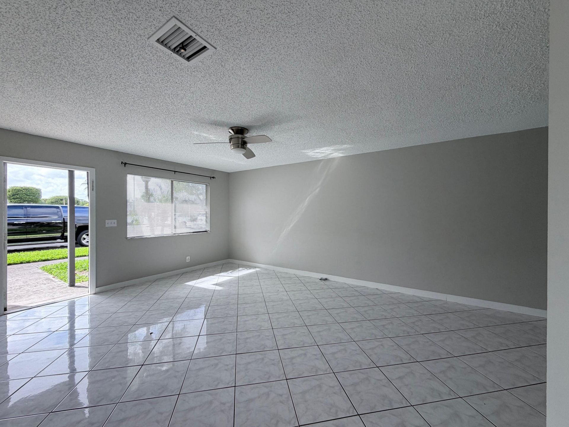 504 Shoreview Drive, Greenacres, FL 33463 Photo