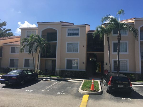 1721 Village Boulevard, Unit 303, West Palm Beach, FL 33409