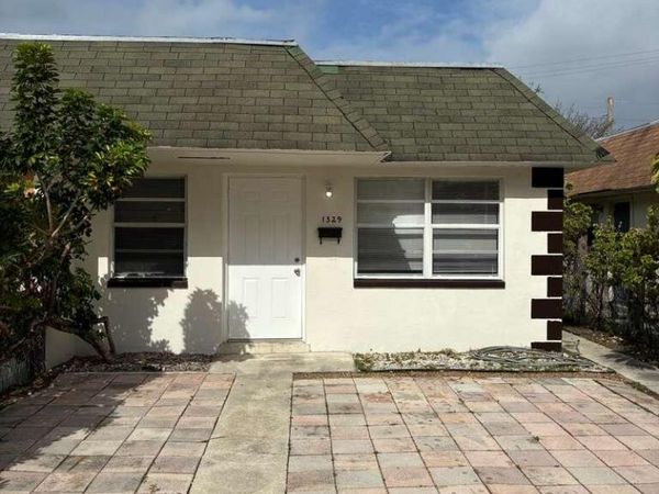 1329 NW 8th Avenue, Unit A, Fort Lauderdale, FL 33311
