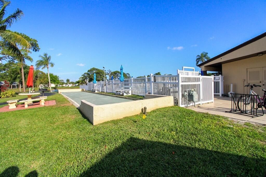 407 Pine Glen Lane, Unit C-1, Greenacres, FL 33463 Photo