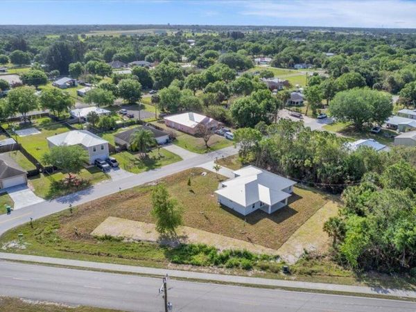 3393 NW 38th Avenue, Okeechobee, FL 34972