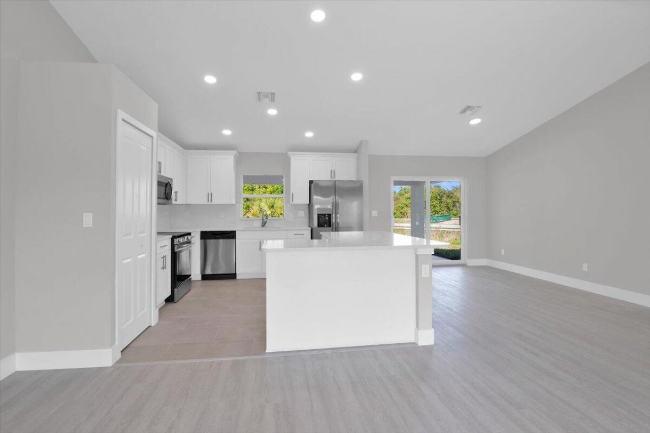 3393 NW 38th Avenue, Okeechobee, FL 34972 Photo