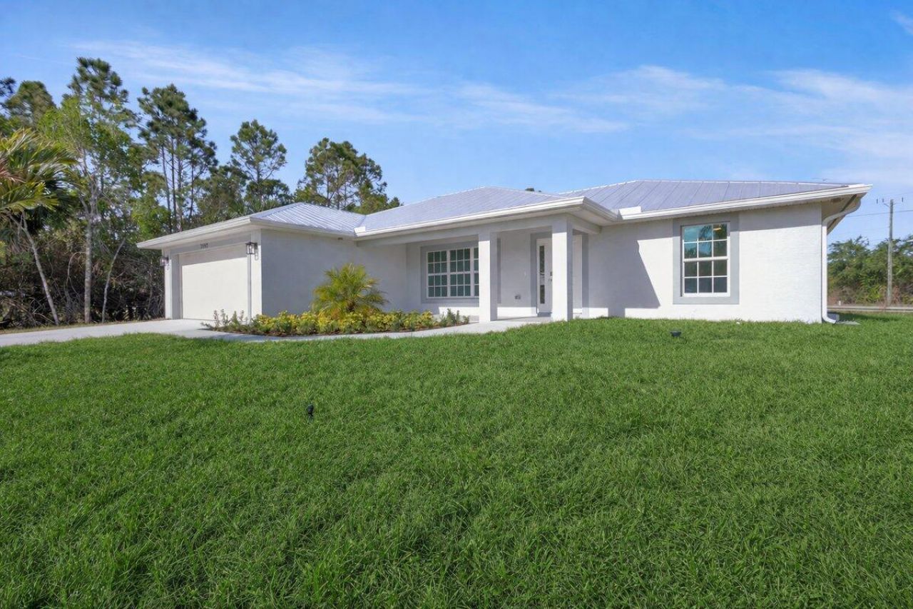 3393 NW 38th Avenue, Okeechobee, FL 34972 Photo