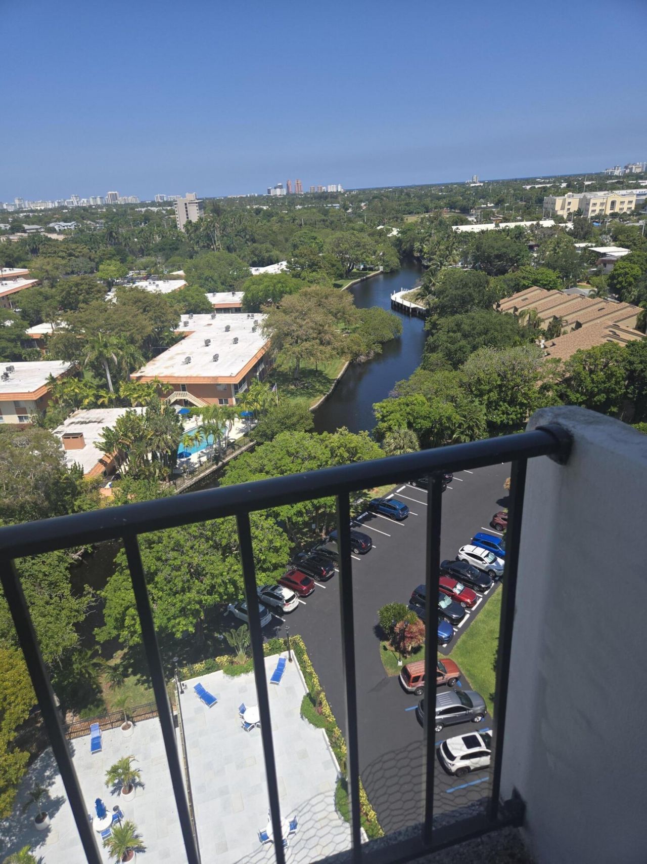 1800 N Andrews Avenue, Unit Ph-b, Fort Lauderdale, FL 33311 Photo