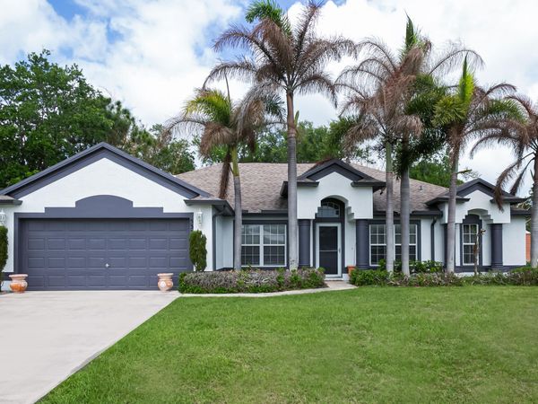 5336 NW W Lanett Circle, Port St. Lucie, FL 34986