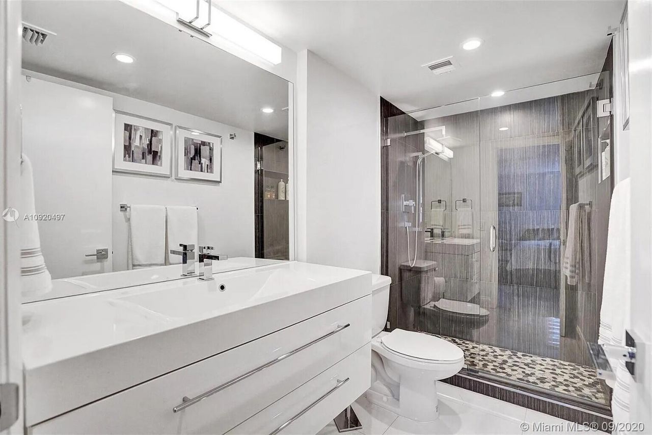 1350 River Reach Drive, Unit 115, Fort Lauderdale, FL 33315 Photo