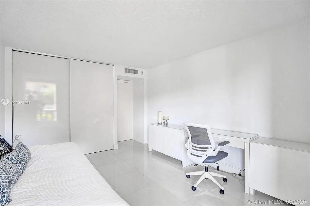 1350 River Reach Drive, Unit 115, Fort Lauderdale, FL 33315 Photo