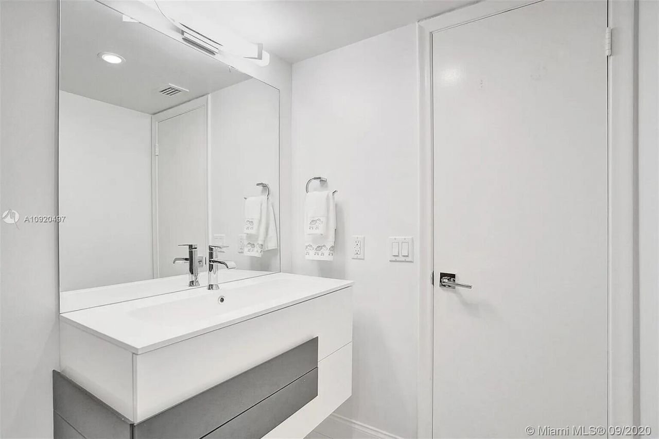 1350 River Reach Drive, Unit 115, Fort Lauderdale, FL 33315 Photo