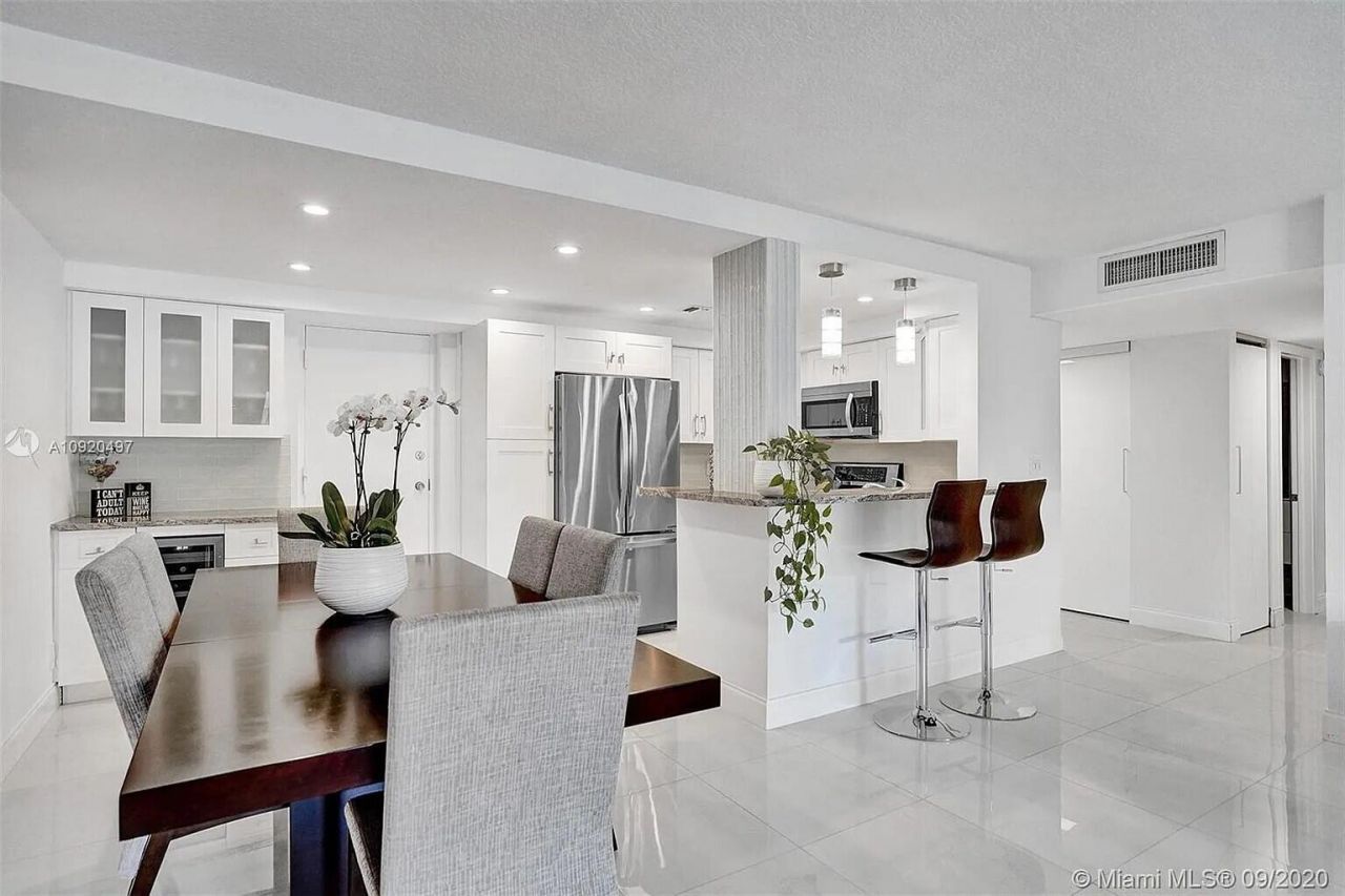 1350 River Reach Drive, Unit 115, Fort Lauderdale, FL 33315 Photo