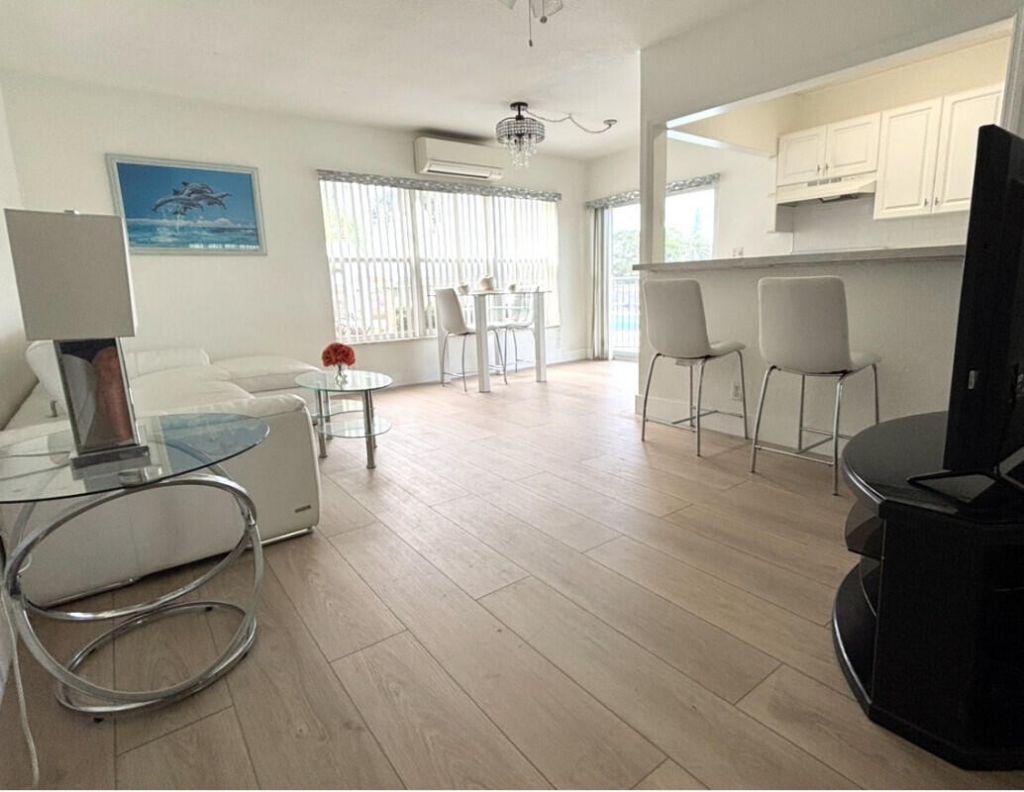 615 S Riverside Drive, Unit 5, Pompano Beach, FL 33062 Photo