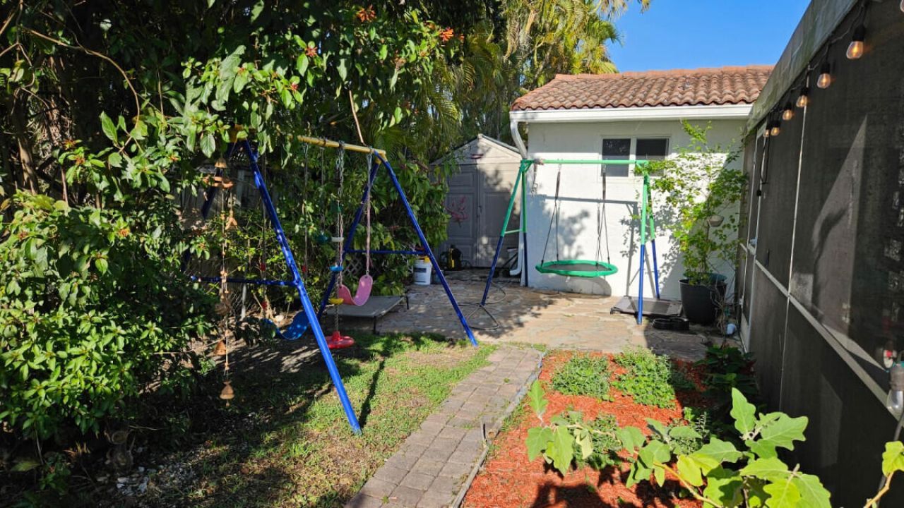 13347 NW 5th Terrace, Miami, FL 33182 Photo