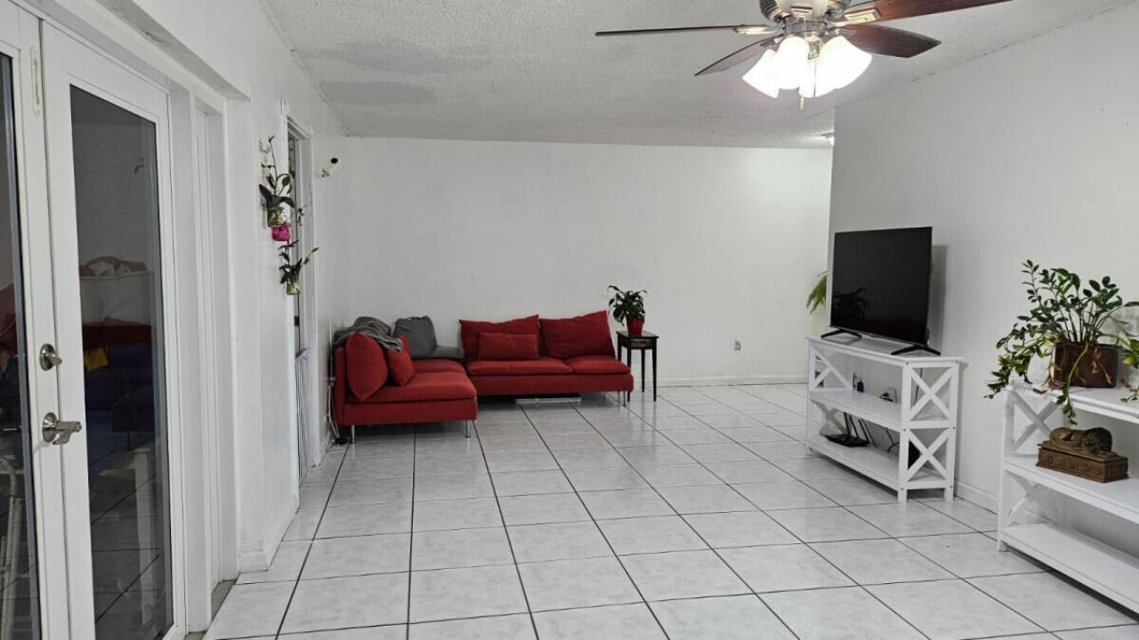13347 NW 5th Terrace, Miami, FL 33182 Photo