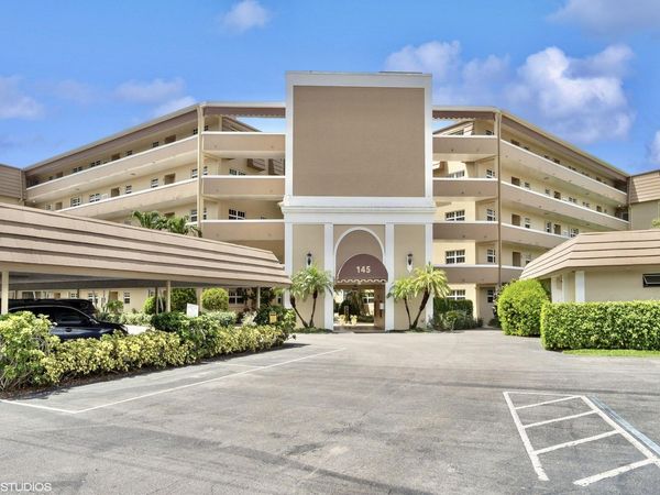 145 Atlantis Boulevard, Unit Ph4, Atlantis, FL 33462